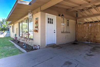 1805 N 19th Pl-6