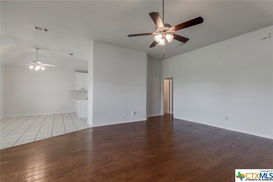 708 Barber Dr, Copperas Cove, TX 76522 - photo 6