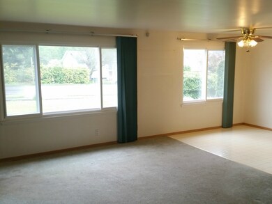 24841 16th Ave S, Des Moines, WA 98198 - photo 3