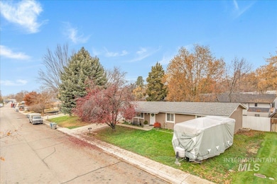 4550 W Bloom St, Boise, ID 83703 - photo 5