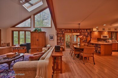 2419 Overlook Ln, Pocono Pines, PA 18350 - photo 6