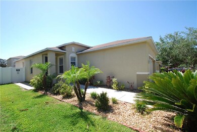 9644 Simeon Dr, Land O Lakes, FL 34638 - photo 2