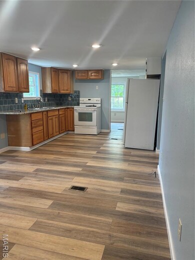 10510 Cedar Creek Rd, Caledonia, MO 63631 - photo 3