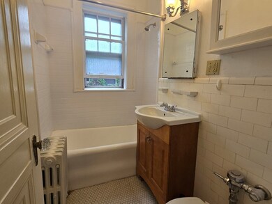 22 Concord Ave unit 11, Cambridge, MA 02138 - photo 7