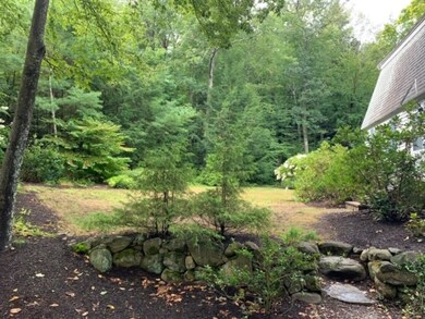 37 Lakeview Way, Auburn, NH 03032 - photo 4