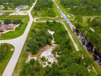 807 Aletha Ave S, Lehigh Acres, FL 33974 - photo 3