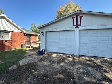 549 N Leitzman Rd, Paragon, IN 46166 - photo 2