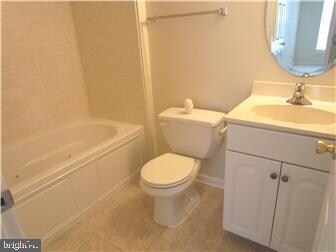 701 Waters Edge Dr unit 701, Newark, DE 19702 - photo 7