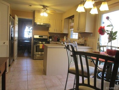 Updated Kitchen with Stainless Steel Appliances