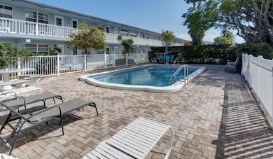 701 Pine Dr unit 107, Pompano Beach, FL 33060 - photo 5