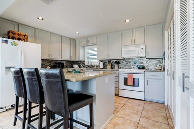 Kitchen w New Cabinets