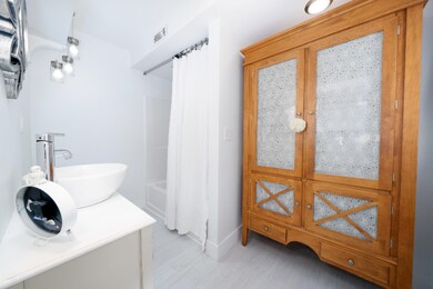 Masterbath Joslin