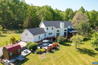 526 Box Holly Ln, Charlottesville, VA 22903 - photo 2