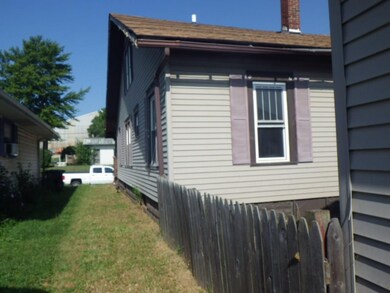 2412 S Walnut St, Muncie, IN 47302 - photo 3
