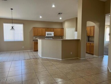 10447 E Jan Cir unit II, Mesa, AZ 85209 - photo 4