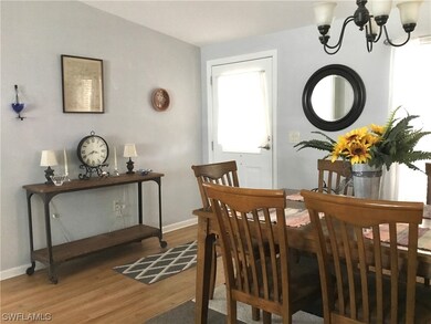 Formal Dining/Back Entry