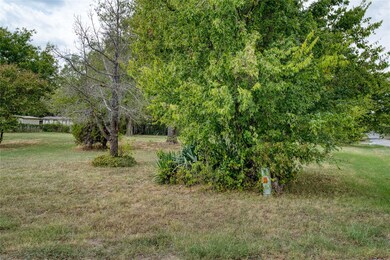 4652 Marshall St, Tom Bean, TX 75090 - photo 4