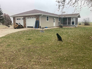 1021 Fish Ln, Hazel Green, WI 53811 - photo 4