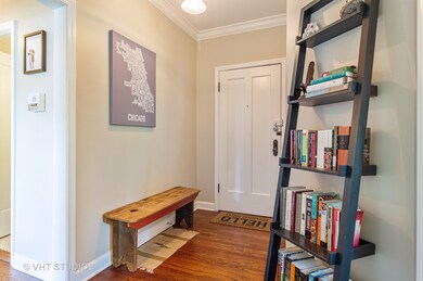 2049 W Ainslie St unit 3E, Chicago, IL 60625 - photo 2