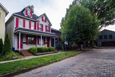 461EBeckSt-24