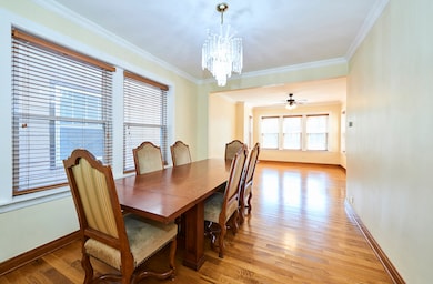 3222 W Warner Ave unit 1, Chicago, IL 60618 - photo 4