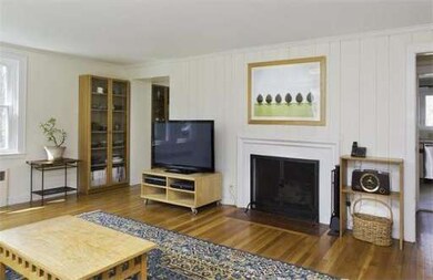 136 East St, Sharon, MA 02067 - photo 4