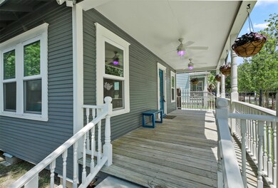 603 Walton St, Houston, TX 77009 - photo 3