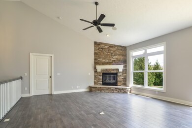 006-Living_Room-4082581-medium