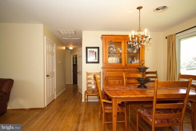 1305 Murgatroyd Rd, Fallston, MD 21047 - photo 6