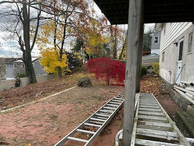 41 Rockingchair Rd, White Plains, NY 10607 - photo 6