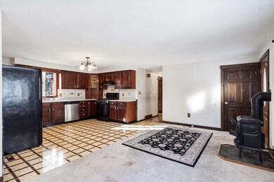 31 Valhalla Dr, Milford, NH 03055 - photo 6