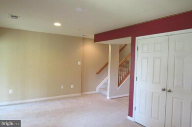 12906 Yellow Jacket Rd, Hagerstown, MD 21740 - photo 3