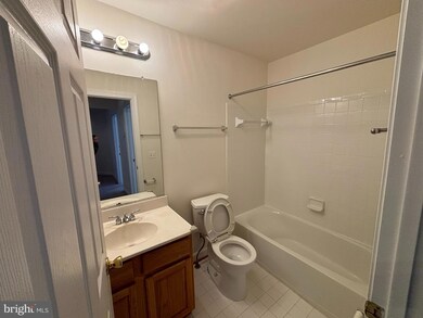 2422 Curie Ct unit 35, Herndon, VA 20171 - photo 7