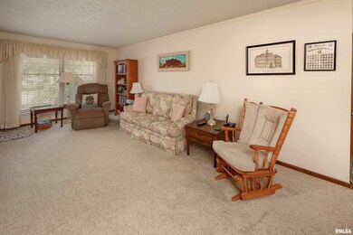 2807 4th St, Moline, IL 61265 - photo 6