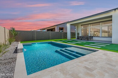 Crescent Way-60