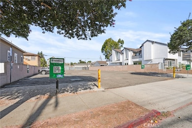 846 N Van Ness Ave, Santa Ana, CA 92701 - photo 3