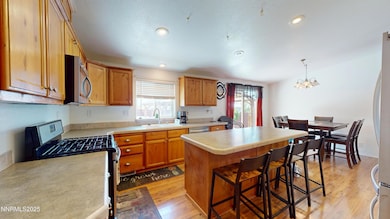 3372-Crown-Royal-Cir-07012025_135704