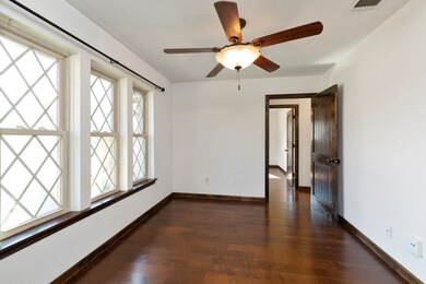 414 Colonial Dr, Friendswood, TX 77546 - photo 6