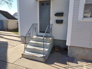 706 Weeden St unit 1st F1, Pawtucket, RI 02860 - photo 2