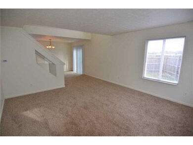 2717 Grand Fir Dr, Greenwood, IN 46143 - photo 3