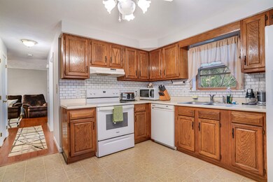 43 Woodbine Ave, Concord, NH 03303 - photo 7