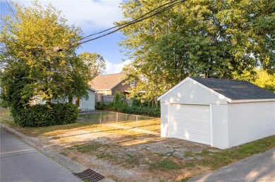 1947 McDonald Ave, New Albany, IN 47150 - photo 6