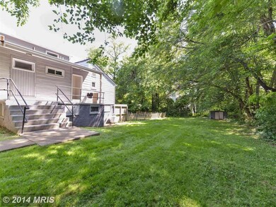 9732 Blake Ln, Vienna, VA 22181 - photo 6