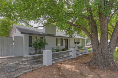 2807 N 21st St Phoenix AZ-large-002-14-E