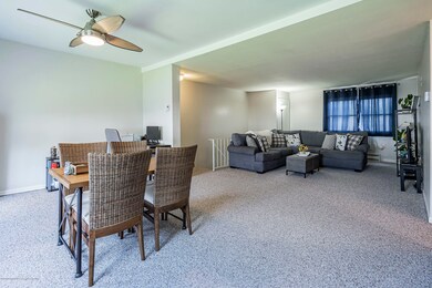 Living Dining1