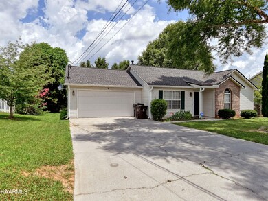 2324 Crestpark