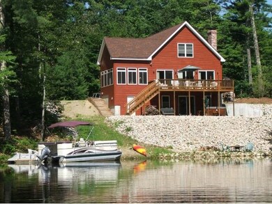 Quiet  on the cove