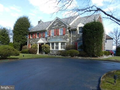 201 N Drexel Ave, Havertown, PA 19083 - photo 2