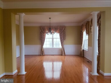 23118 Timber Creek Ln, Clarksburg, MD 20871 - photo 7