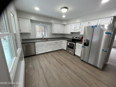 10 Hammond Dr unit 1 & 2, Gansevoort, NY 12831 - photo 4